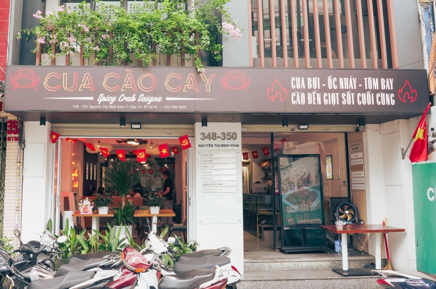 CUA CÀO CAY – Nhà Hàng Hải Sản Quận 3 | Cua Tươi Sống & Hải Sản Sốt Đặc Biệt